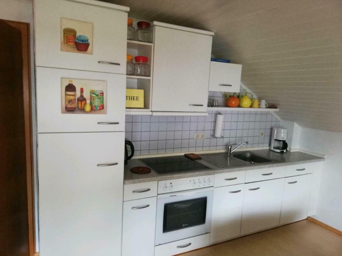 Ferienwohnung / Monteurswohnung In Ruhiger Waldlage Borghees Ngoại thất bức ảnh