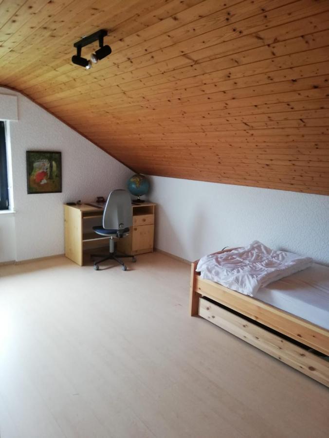 Ferienwohnung / Monteurswohnung In Ruhiger Waldlage Borghees Ngoại thất bức ảnh